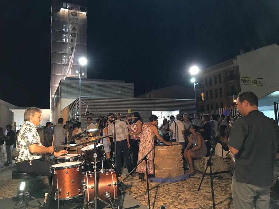 Concert in opening the Plaza del Vino